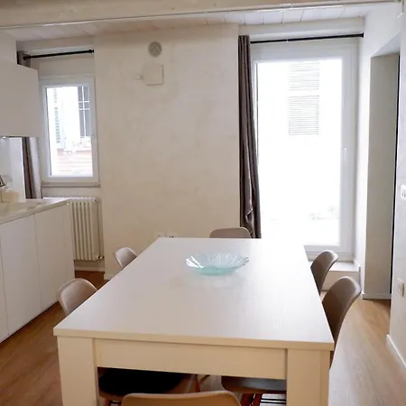 Casa Acquamarina Tra Centro, Mare E Porto Pesaro