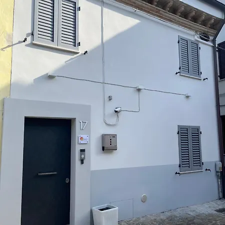 Ferienhaus Casa Acquamarina Tra Centro, Mare E Porto *